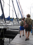 SX24430 Jenni and Tom in marina Brouwershave.jpg